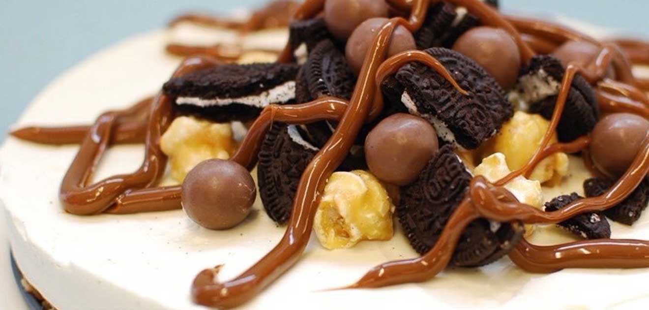Salted Caramel Popcorn Cheese Cake Recipe